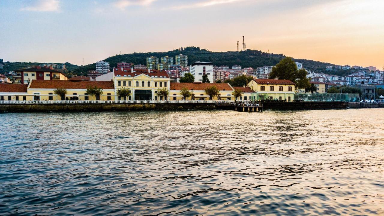 Montania Special Class Hotel Муданья Екстер'єр фото