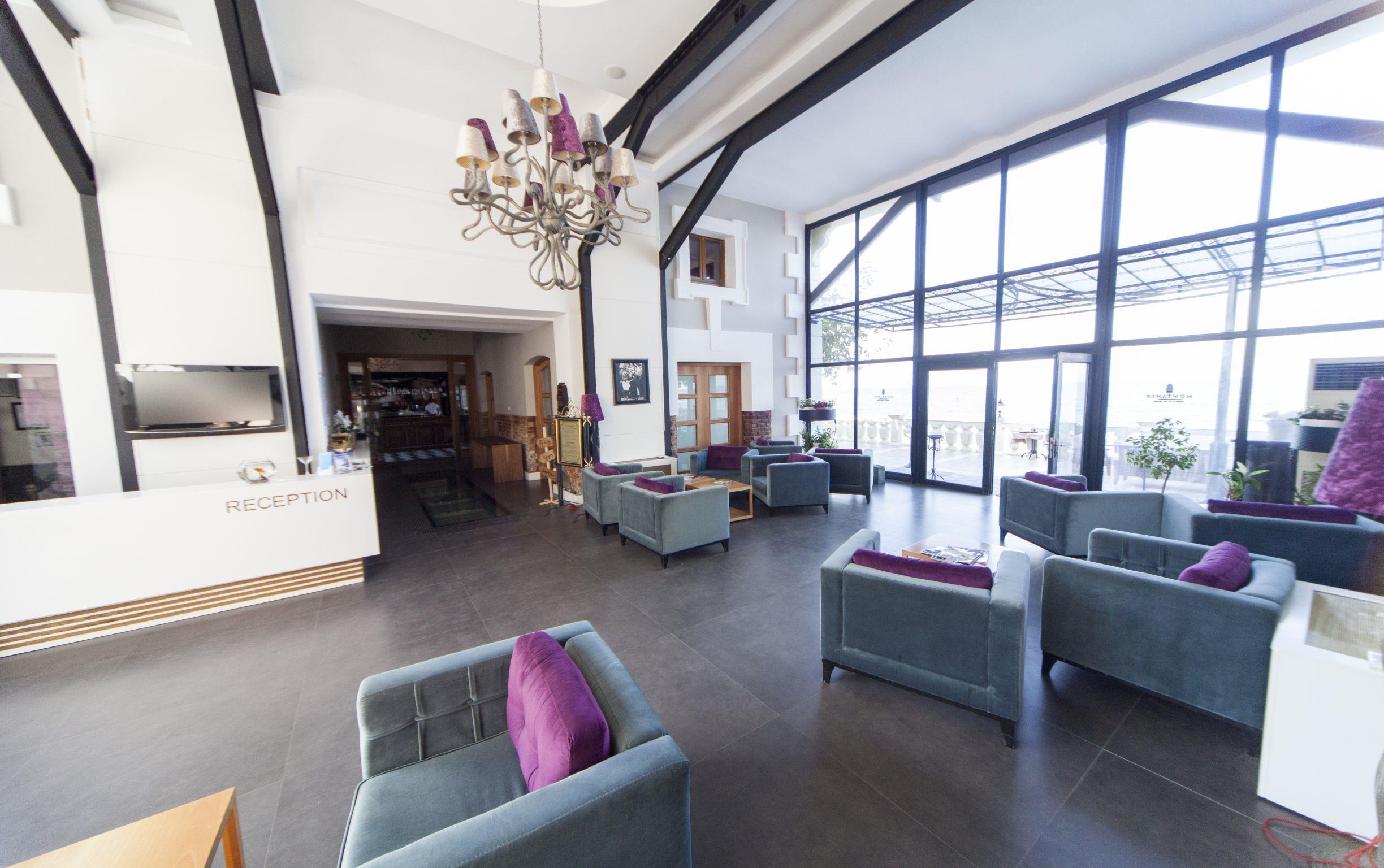 Montania Special Class Hotel Муданья Екстер'єр фото